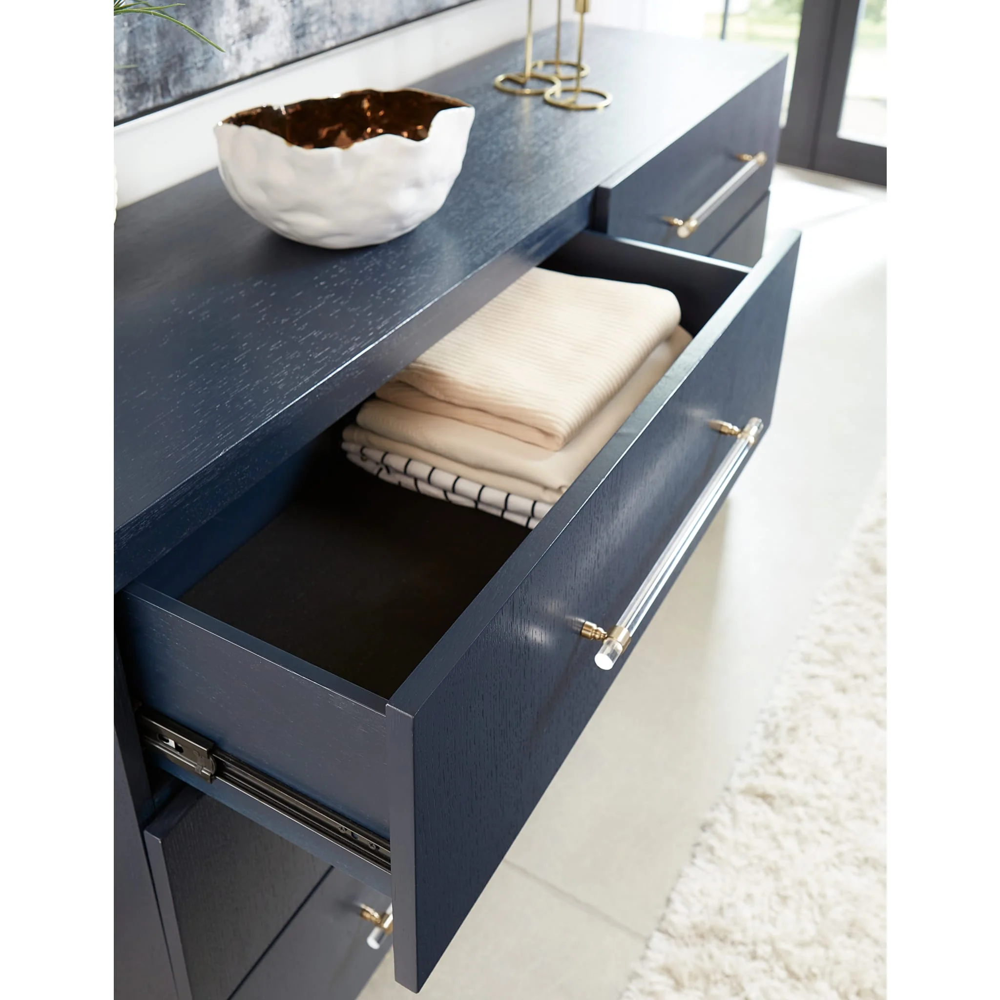 Argento Six Drawer Dresser in Navy Blue and Burnished Brass (2024) - Image 3