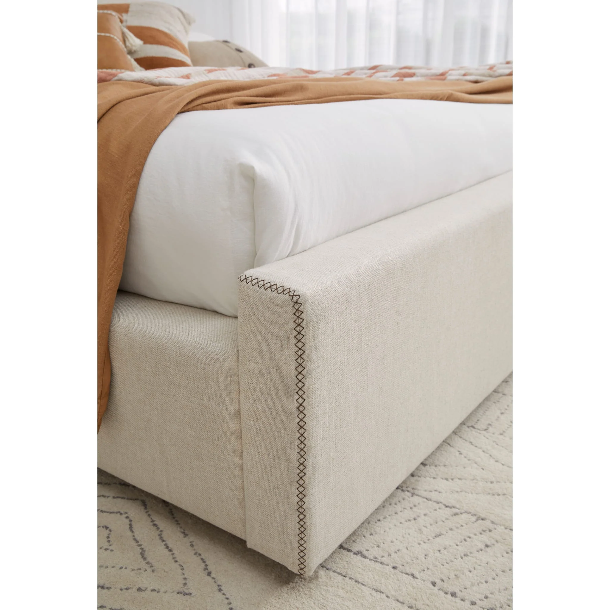 Louis Upholstered Platform Bed in Natural Linen - Image 4
