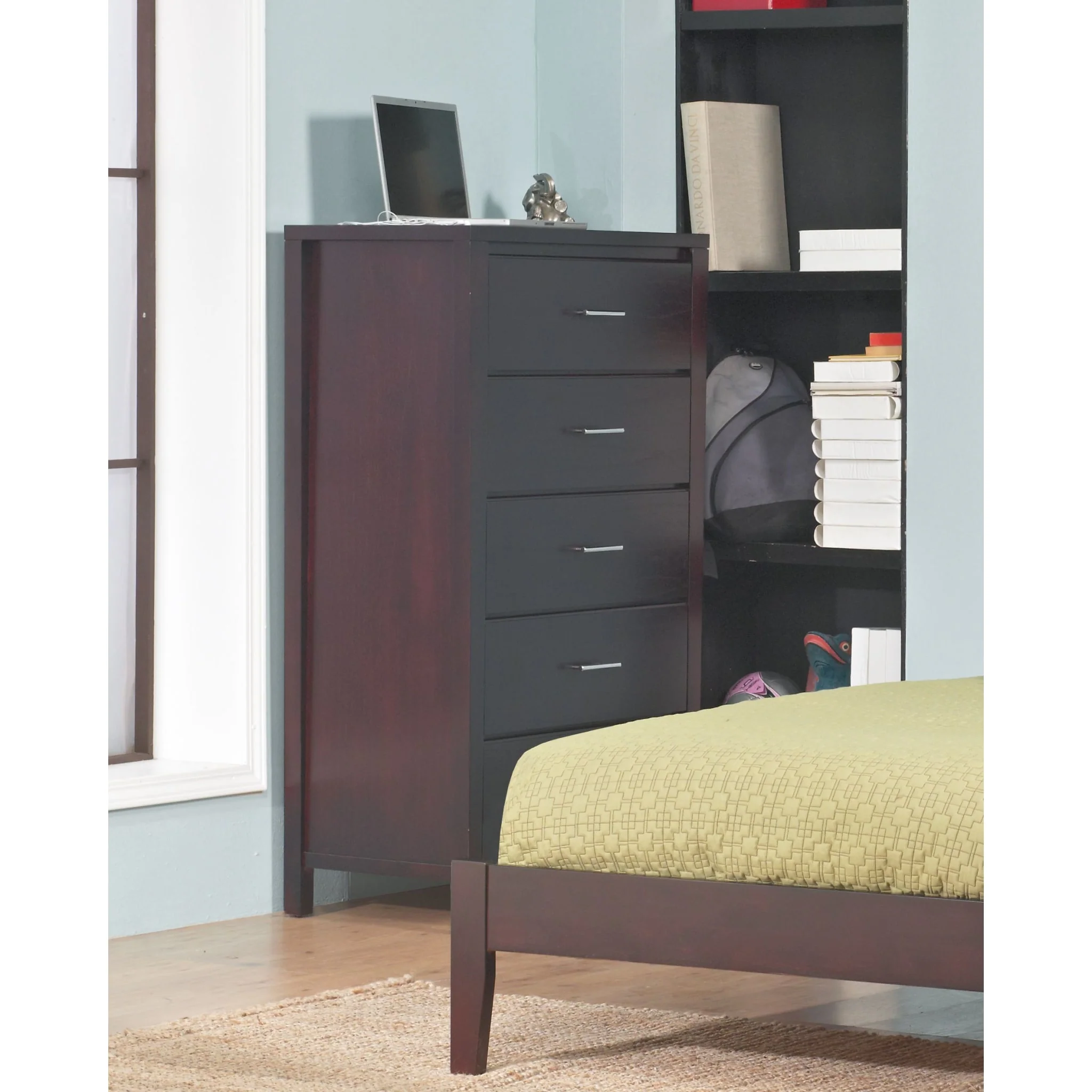 Nevis Five Drawer Chest in Espresso (2024) - Image 6
