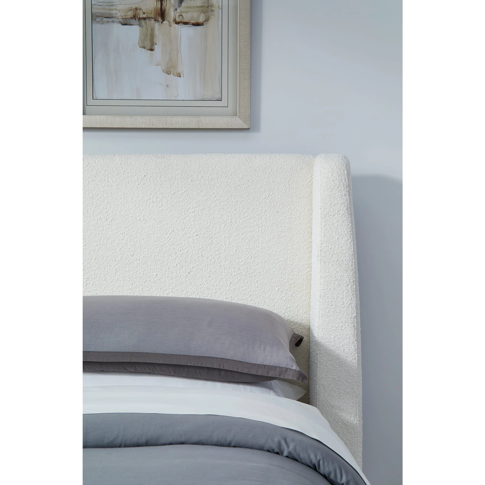 Presley Upholstered Wingback Platform Bed in Cottage Cheese Boucle - Image 3