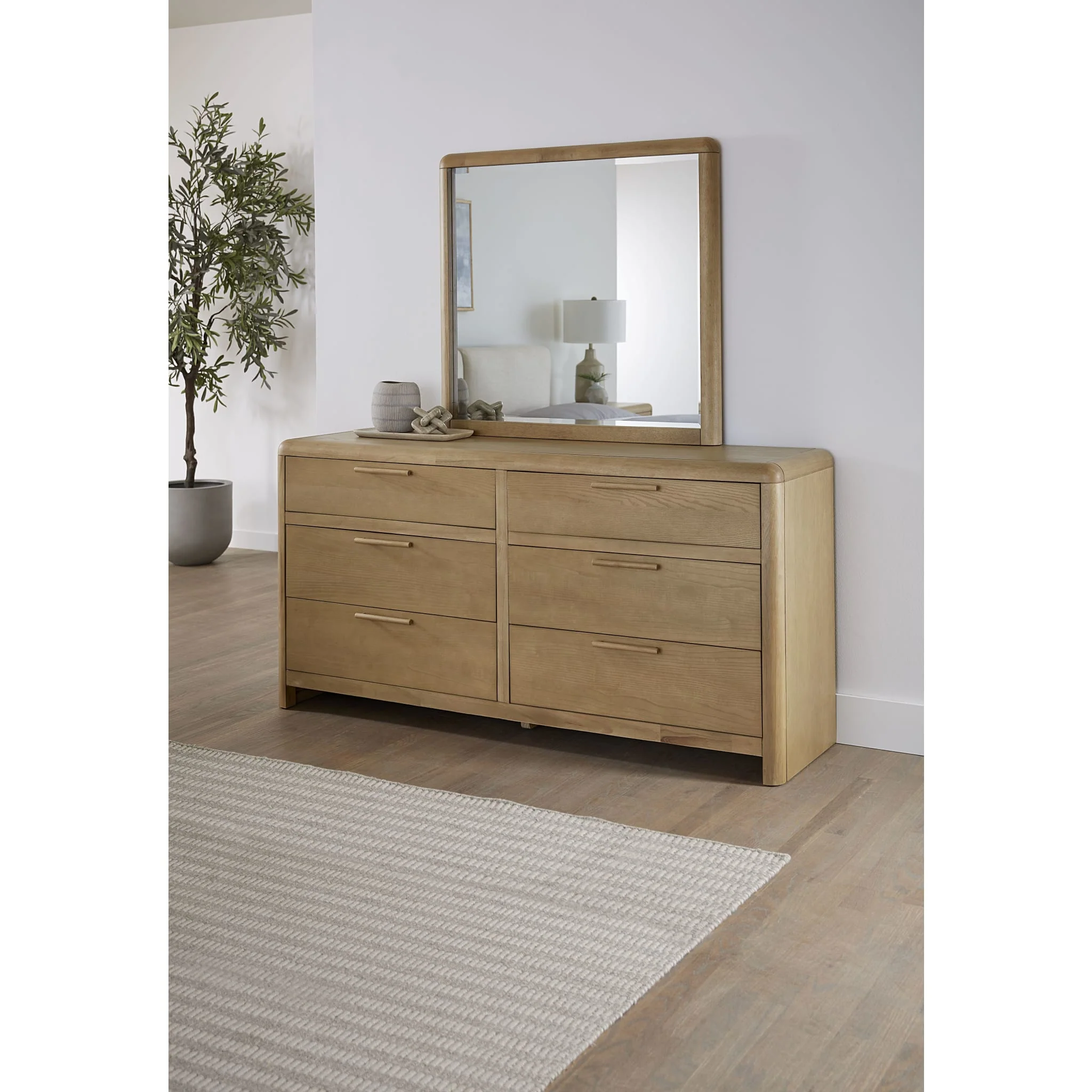 Furano Six Drawer Ash Wood Dresser in Ginger - Image 4